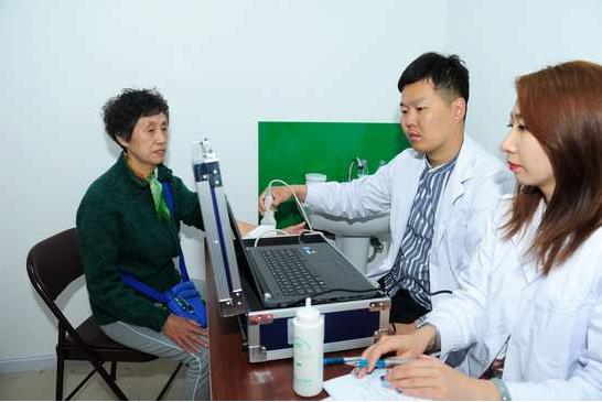 體檢中心超聲91免费版黄片分析儀被徐州市建築工人醫院體檢中心采購